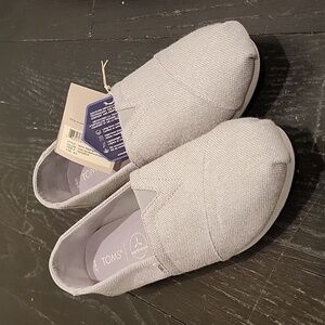 NWT Toms Drizzle Grey Repreve Soft Heathered Knit Women's Alpargatas Size 8.5
